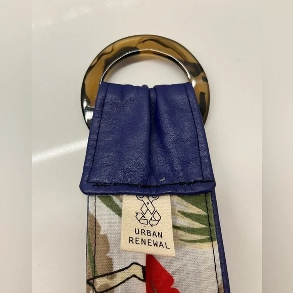 URBAN RENEWAL Faux Leather Purple Adjustable Belt Round Buckle Retro 80's Look - Picture 6 of 11